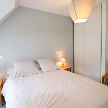 De Charme Au Coeur Des Volcans D'auvergne Avec Jardin Clos Et Acces Pmr - Fr-1-742-251 Semesterbostad *
